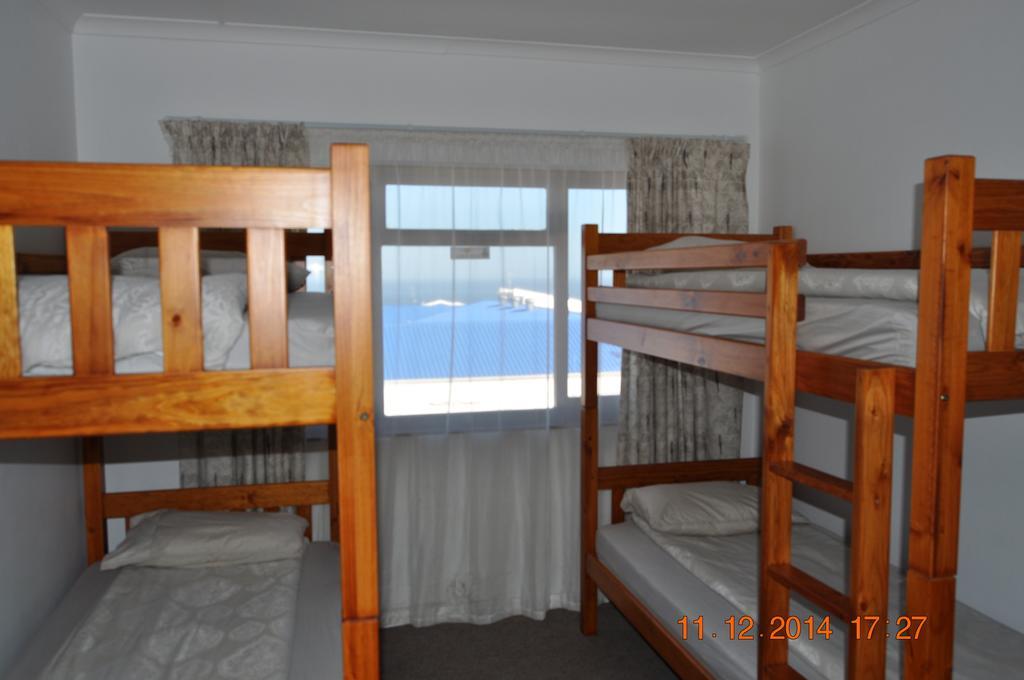 Backpacker Apartments Плетенбърг Бей Стая снимка