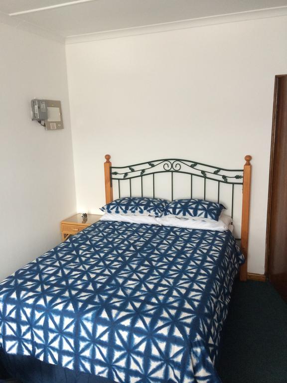 Backpacker Apartments Плетенбърг Бей Стая снимка