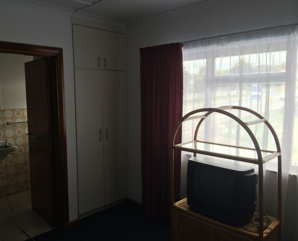 Backpacker Apartments Плетенбърг Бей Стая снимка