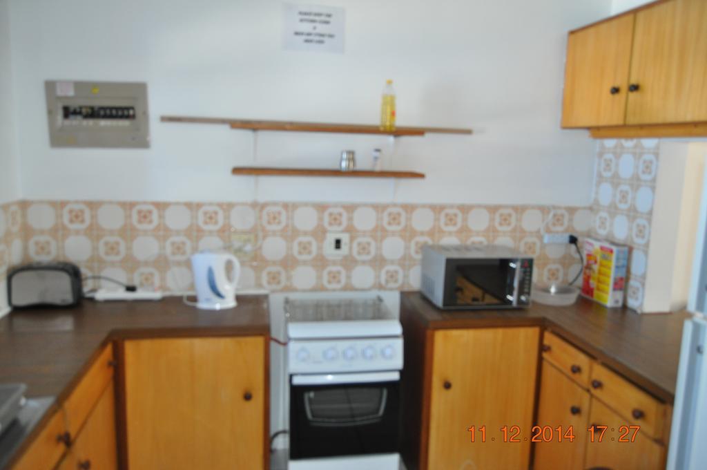 Backpacker Apartments Плетенбърг Бей Стая снимка