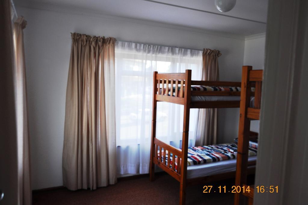 Backpacker Apartments Плетенбърг Бей Екстериор снимка