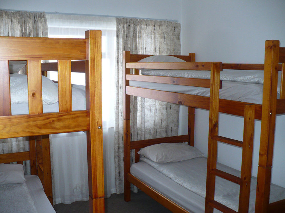 Backpacker Apartments Плетенбърг Бей Екстериор снимка