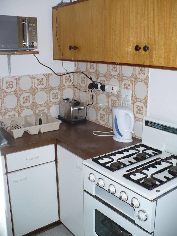 Backpacker Apartments Плетенбърг Бей Екстериор снимка