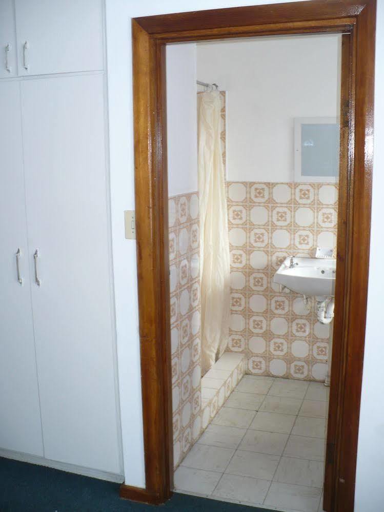 Backpacker Apartments Плетенбърг Бей Екстериор снимка