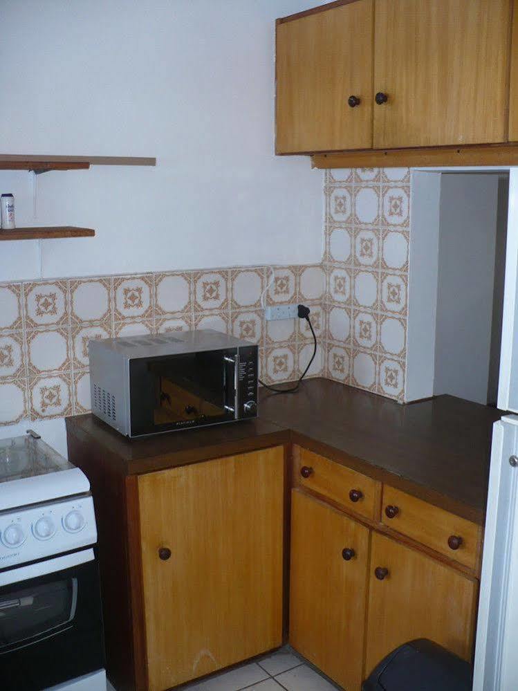 Backpacker Apartments Плетенбърг Бей Екстериор снимка