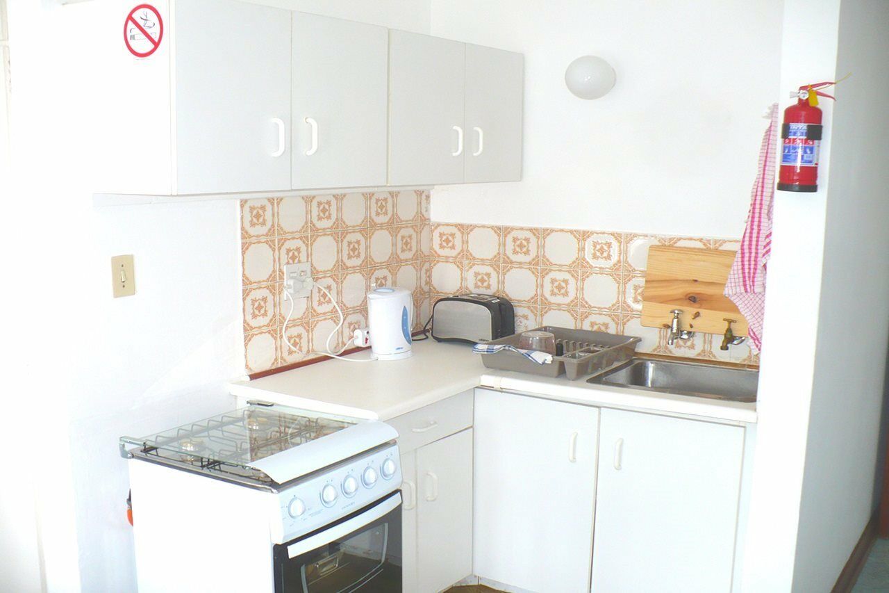 Backpacker Apartments Плетенбърг Бей Екстериор снимка