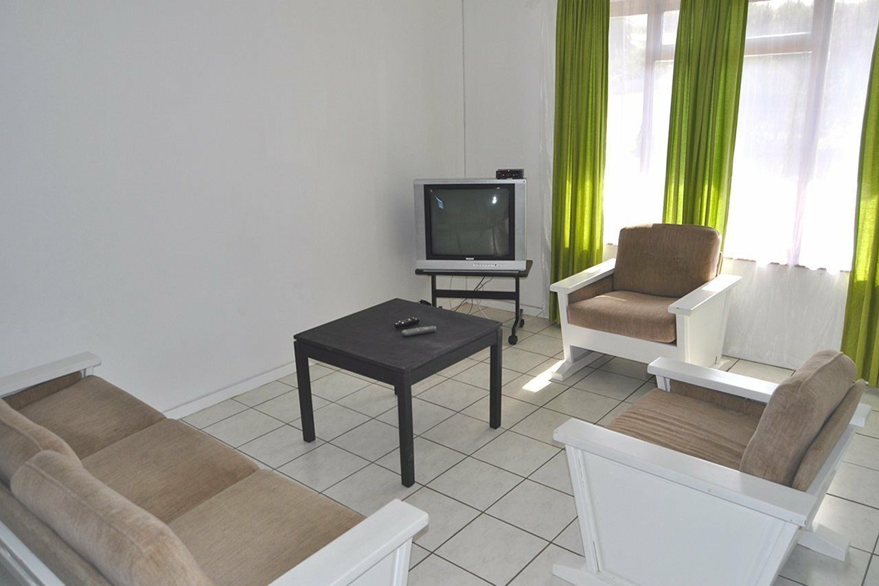 Backpacker Apartments Плетенбърг Бей Екстериор снимка
