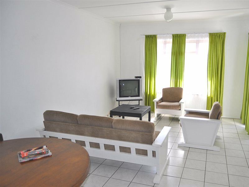 Backpacker Apartments Плетенбърг Бей Екстериор снимка