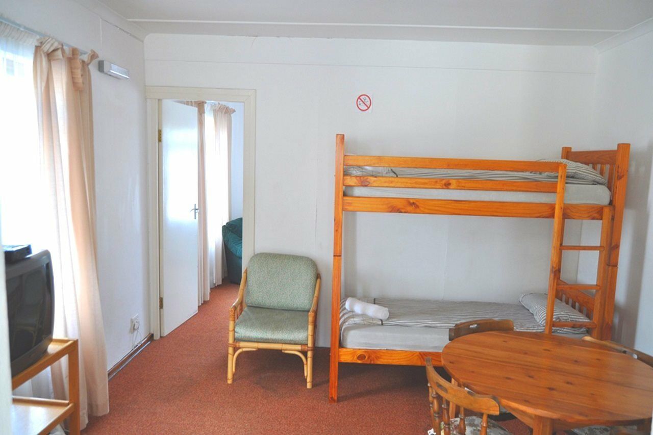 Backpacker Apartments Плетенбърг Бей Екстериор снимка